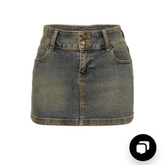 Princess Polly Dresses & Skirts - Princess Polly Denim Skirt